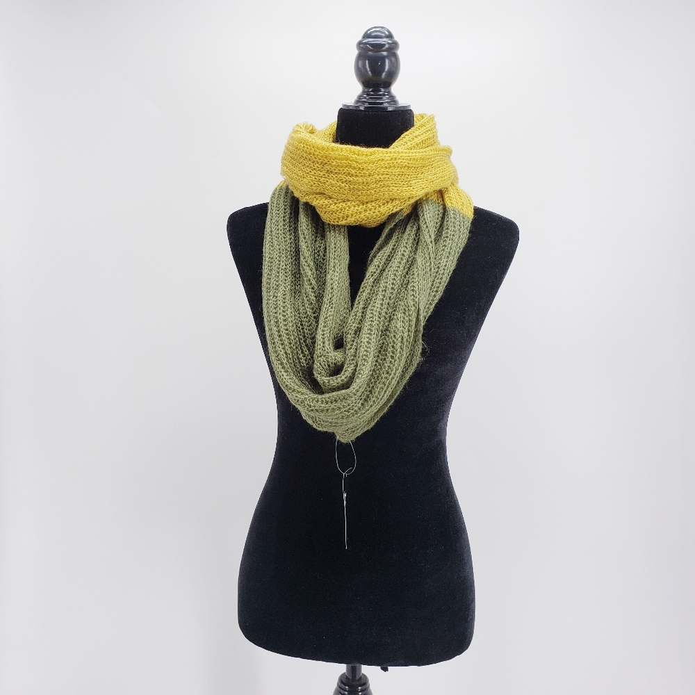 LAVA Accessories | Infinity Scarf | Green & Yellow